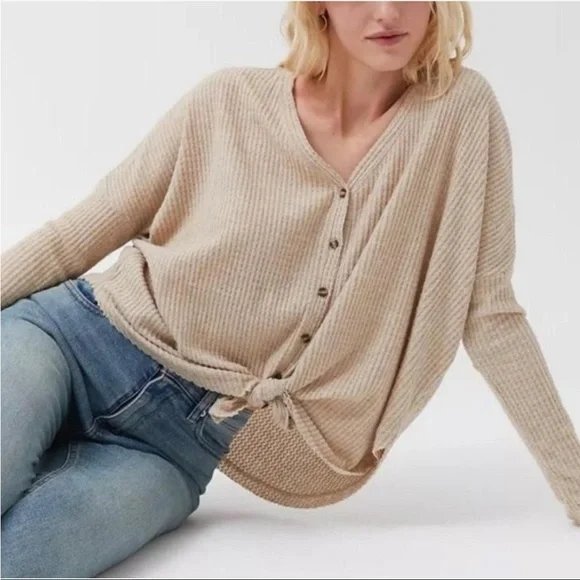 Urban Outfitters Yellow Out From Under Jojo Oversized Waffle Knit Button Down - Picture 2 of 6